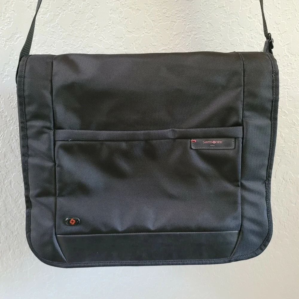 Samsonite Messenger/Laptop Bag